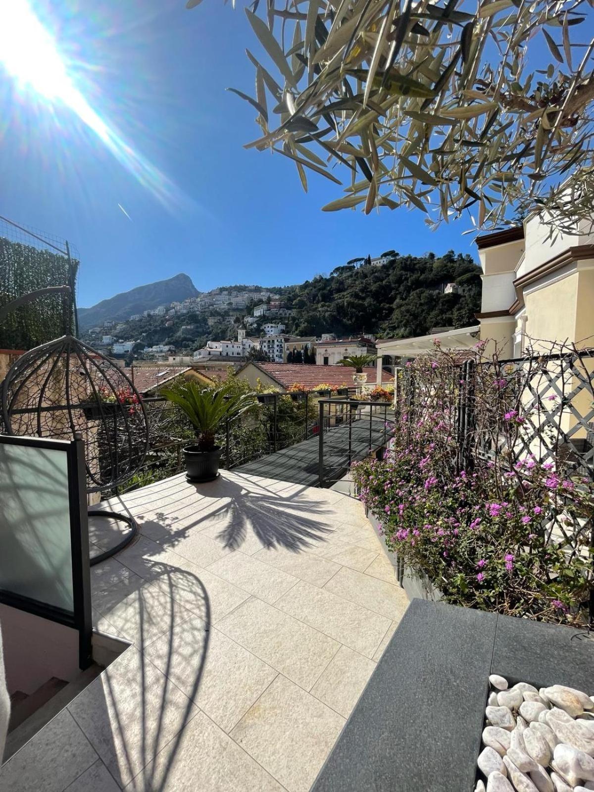 Aretusa Resort Amalfi Coast Vietri Exteriör bild