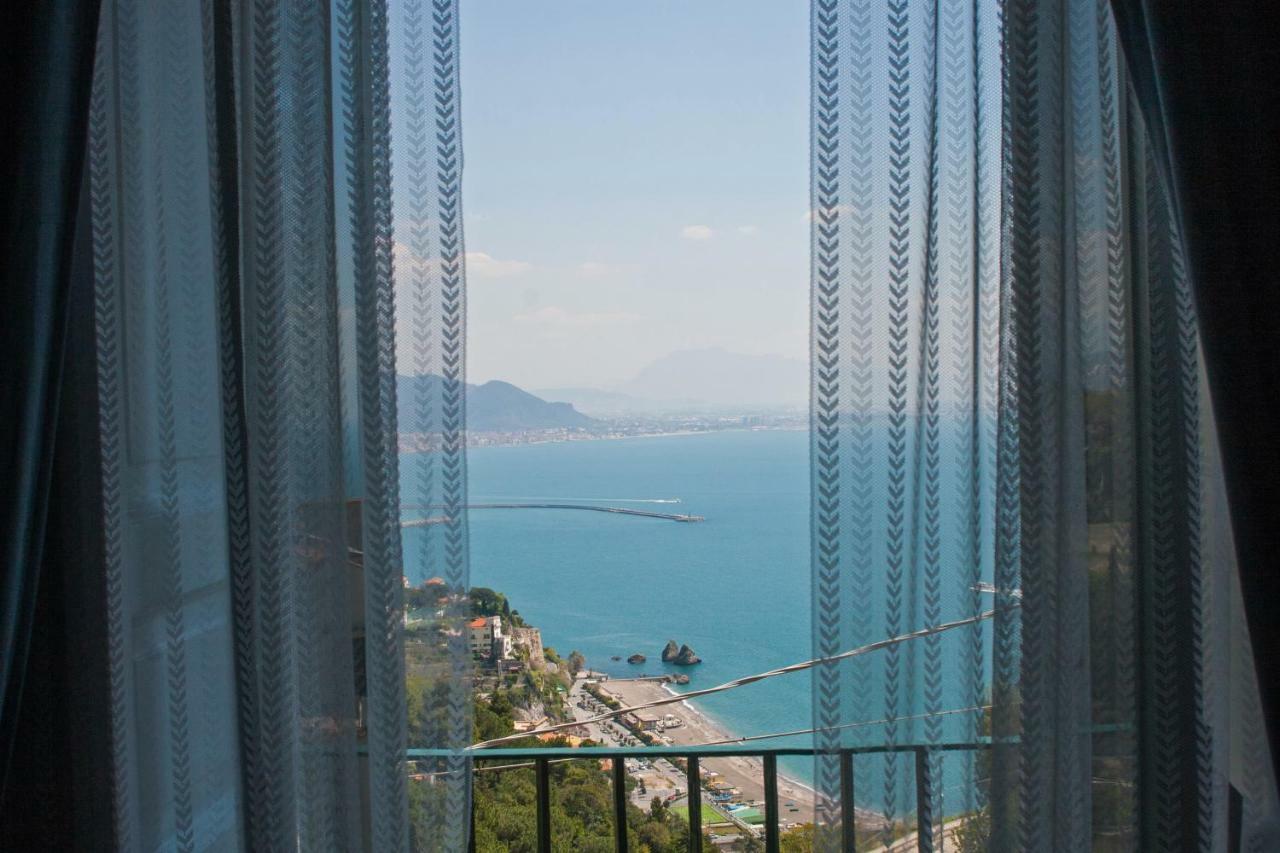 Aretusa Resort Amalfi Coast Vietri Exteriör bild